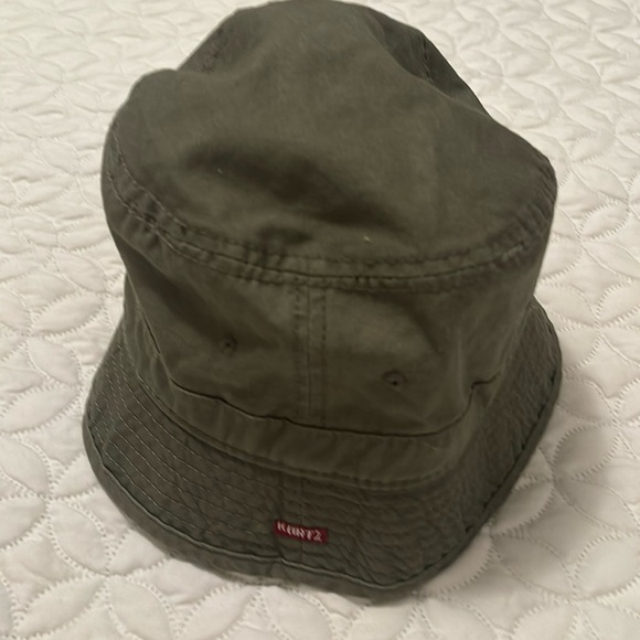 Kurtz Bucket Hat Like New 8” diameter size Large - Picture 1 of 4